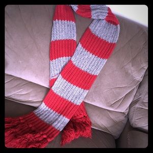 Garter drop stitch scarf